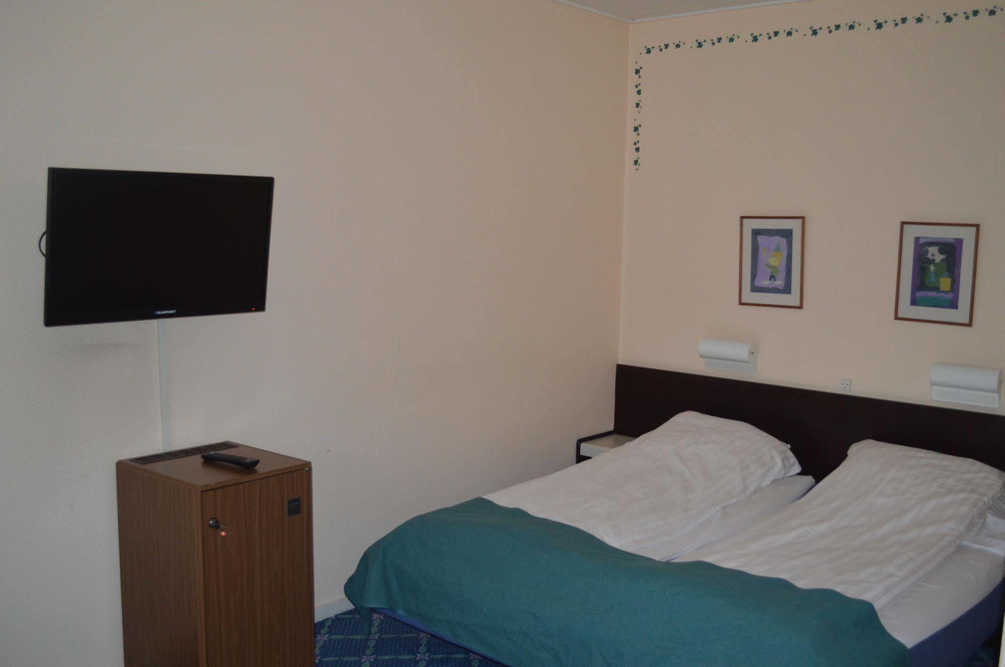 Hotel Naesbylund Kro โอเดนเซ ภายนอก รูปภาพ
