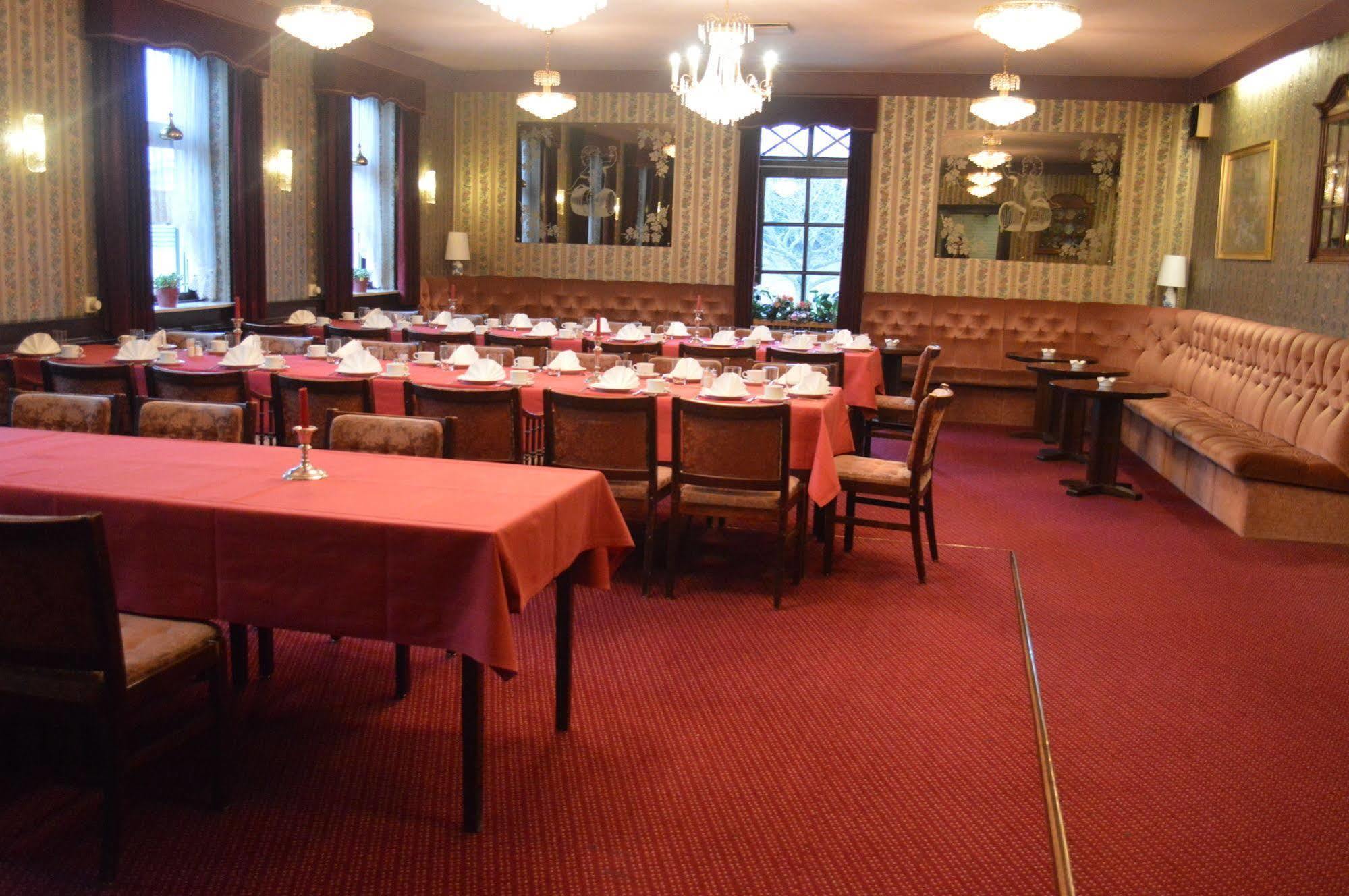 Hotel Naesbylund Kro โอเดนเซ ภายนอก รูปภาพ